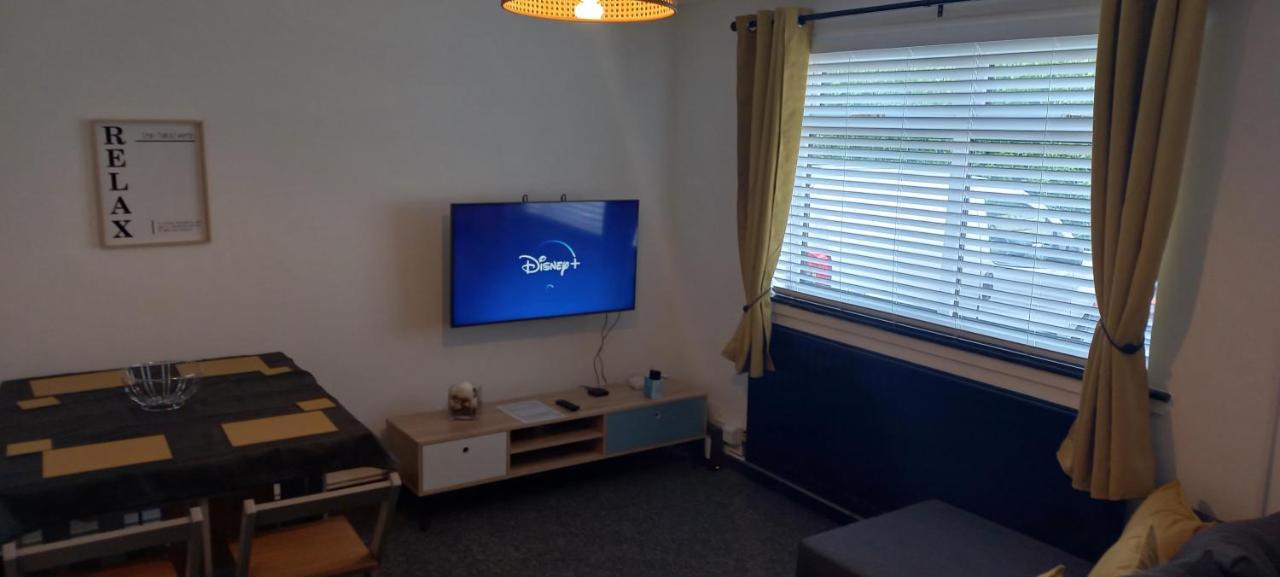 6-Min Walk To New Cross Parking Long Stay Discounts Wolverhampton Exterior photo